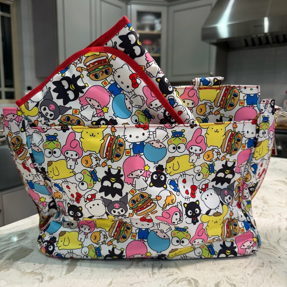 super Limited Hello Kitty Jujube Diaper Bag In Be Classy - Picture 4 of 10